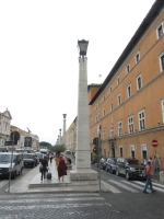 Un obelisco in Via della Conciliazione