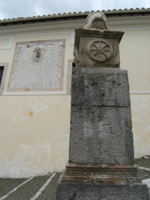 Certosa di Trisulti - Pilastro con Ruota