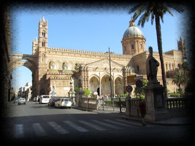 Veduta sulla Cattedrale di Palermo
