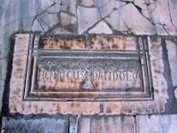 La tomba di Enrico Dandolo