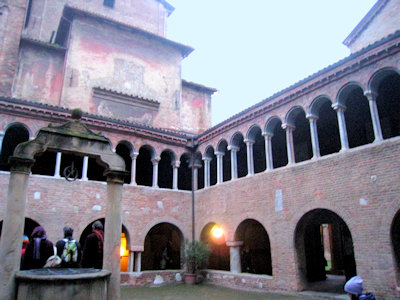 Chiostro Medievale