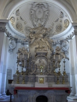 Altare barocco con la statua di San Basilio